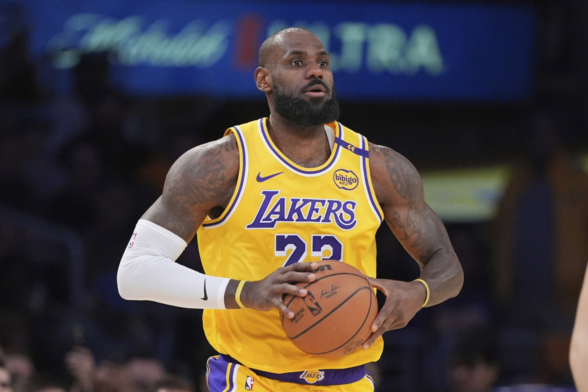 Los Angeles Lakers forward LeBron James